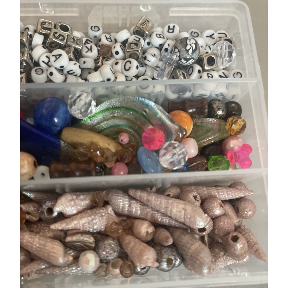 Lot of Bead Soup Random Mix & Letters & Sea Shells 1lb Plastic Box Included #8 - Picture 3 of 6